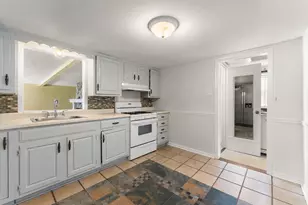 1047 State St, Hobart, IN 46342 - Photo 12