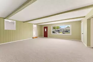 1047 State St, Hobart, IN 46342 - Photo 10