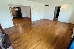 701 Tyler St, Gary, IN 46402 - Photo 6