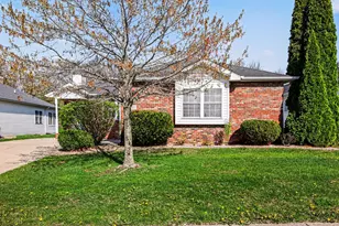 1040 Stillwater Pkwy, Crown Point, IN 46307 - Photo 2