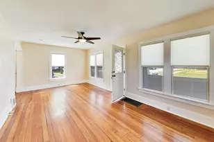 791 Lincoln St, Hobart, IN 46342 - Photo 6