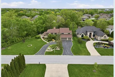 732 Royal Dublin Lane, Dyer, IN 46311 - Photo 4