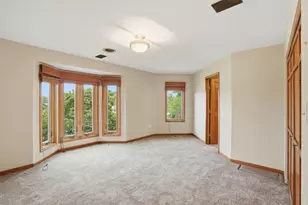 732 Royal Dublin Ln, Dyer, IN 46311 - Photo 36