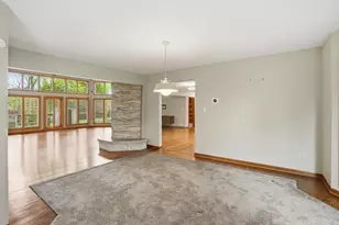 732 Royal Dublin Ln, Dyer, IN 46311 - Photo 22