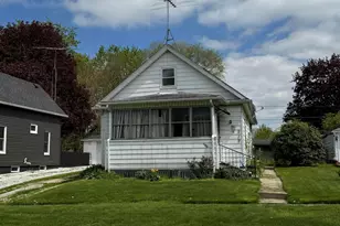 219 Cable St, La Porte, IN 46350 - Photo 4