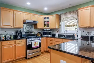 1270 E Greenview Pl, Crown Point, IN 46307 - Photo 18