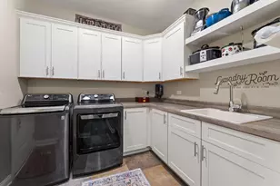 10813 Walnut Dr, Saint John, IN 46373 - Photo 16