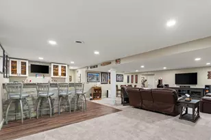 10813 Walnut Dr, Saint John, IN 46373 - Photo 18