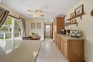 2105 Shadowood Ct, Valparaiso, IN 46383 - Photo 16
