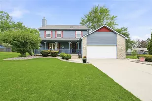 2105 Shadowood Ct, Valparaiso, IN 46383 - Photo 2