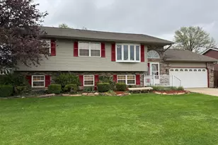 6320 Savannah Ave, Portage, IN 46368 - Photo 2