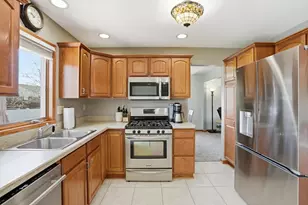 6587 Arrowhead Dr, Schererville, IN 46375 - Photo 10