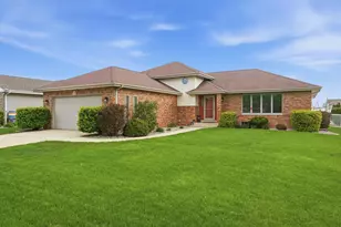 6587 Arrowhead Dr, Schererville, IN 46375 - Photo 2
