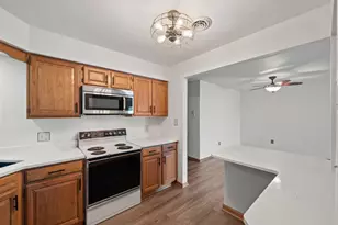 1720 Homan Dr, Schererville, IN 46375 - Photo 10