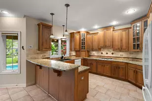 9917 Tanglewood Ct, Munster, IN 46321 - Photo 18