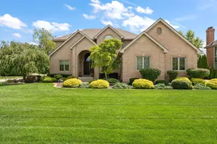 9917 Tanglewood Ct, Munster, IN 46321 - Photo 2