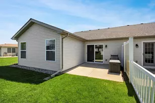 200 Polly Ln, Hobart, IN 46342 - Photo 2