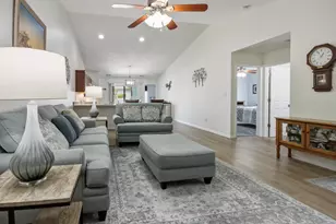 200 Polly Ln, Hobart, IN 46342 - Photo 6
