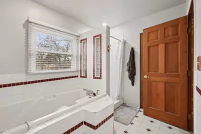 324 Jackson Street, Michigan City, IN 46360 - Photo 14