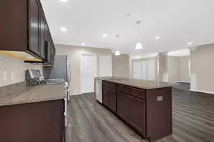 2956 Brisbane Dr, Valparaiso, IN 46385 - Photo 6