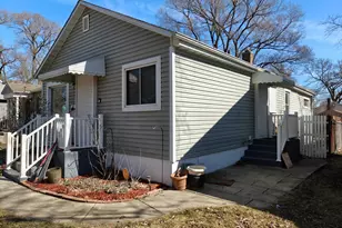 293 Calhoun St, Gary, IN 46406 - Photo 2