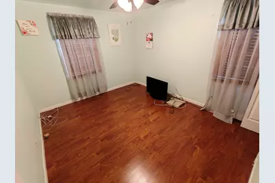 293 Calhoun Street, Gary, IN 46406 - Photo 12