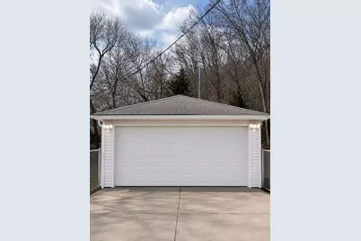8201 Hickory Avenue, Gary, IN 46403 - Photo 10
