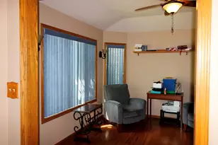 3737 Jewett Ave, Highland, IN 46322 - Photo 6