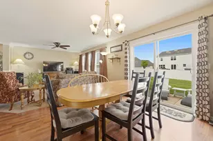 302 E 130th Ln, Crown Point, IN 46307 - Photo 14