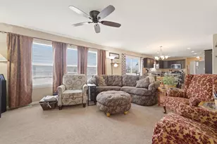 302 E 130th Ln, Crown Point, IN 46307 - Photo 6