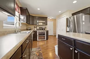 302 E 130th Ln, Crown Point, IN 46307 - Photo 12