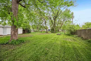 1206 Sycamore St, Crown Point, IN 46307 - Photo 32