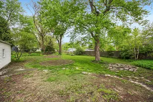 1206 Sycamore St, Crown Point, IN 46307 - Photo 30