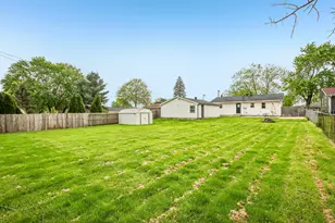1906 Edison St, Schererville, IN 46375 - Photo 30