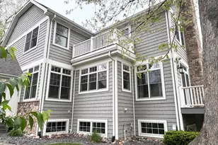 730 Quinlan Ct, Crown Point, IN 46307 - Photo 6
