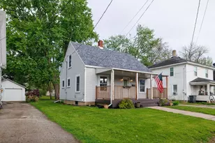 731 N College Ave, Rensselaer, IN 47978 - Photo 2