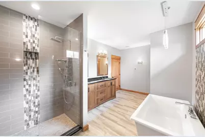 11700 Westvalley Drive, Crown Point, IN 46307 - Photo 18