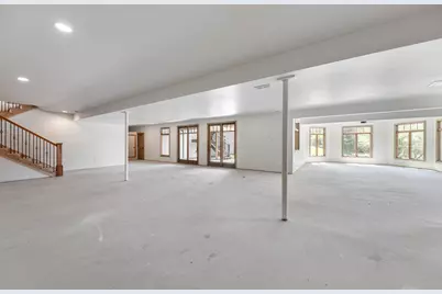 11700 Westvalley Drive, Crown Point, IN 46307 - Photo 22