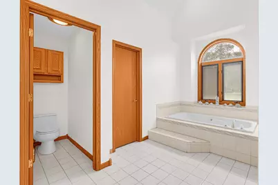 315 Kenbridge Court, Valparaiso, IN 46385 - Photo 18