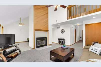 315 Kenbridge Court, Valparaiso, IN 46385 - Photo 6