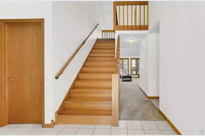 315 Kenbridge Court, Valparaiso, IN 46385 - Photo 4