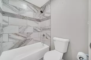 320 Bordeaux Dr, La Porte, IN 46350 - Photo 16