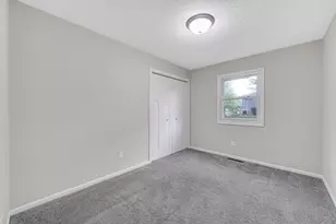 320 Bordeaux Dr, La Porte, IN 46350 - Photo 12