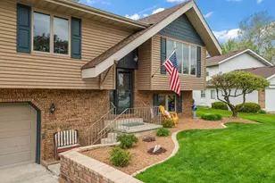 739 Trenton St, Crown Point, IN 46307 - Photo 6
