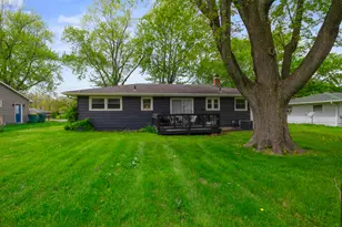 7125 Delaware St, Merrillville, IN 46410 - Photo 12