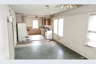 1545 Maple Street, Michigan City, IN 46360 - Photo 6