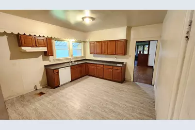 25 W 43rd Avenue, Gary, IN 46408 - Photo 10