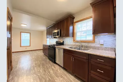 715 S Ashland Avenue, Michigan City, IN 46360 - Photo 4