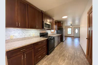 715 S Ashland Avenue, Michigan City, IN 46360 - Photo 6