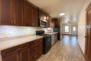 715 S Ashland Ave, Michigan City, IN 46360 - Photo 6